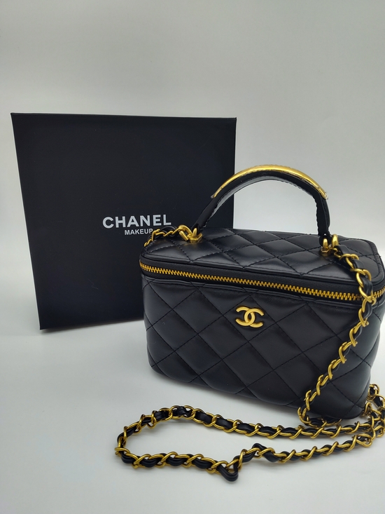 Source Unknown Handbags - CHANEL Black Quilted Mini Vanity Bag with Gold Hardware